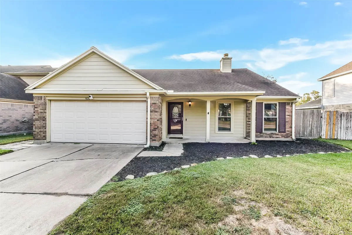 4010 Spring Branch Drive W, Pearland, TX 77584 - #1