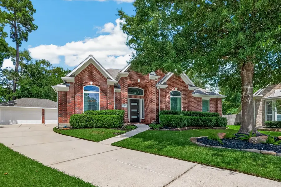 2 S Concord Valley Place, The Woodlands, TX 77382 - #2