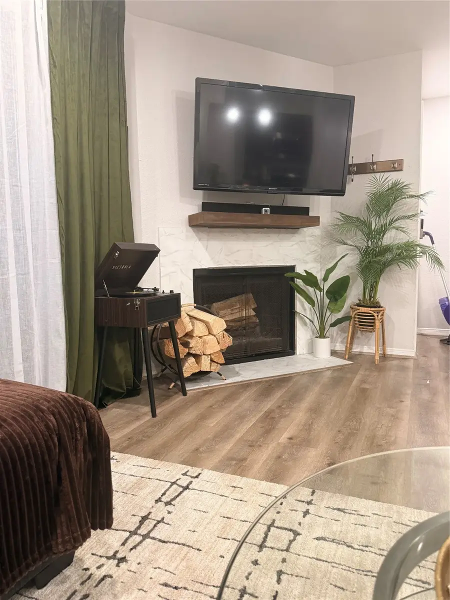 3600 Jeanetta Street #401, Houston, TX 77063 - Image #2