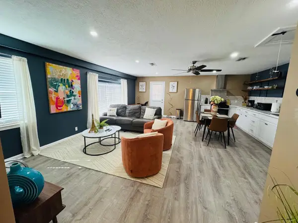 13015 Frank Lane, Stafford, TX 77477
