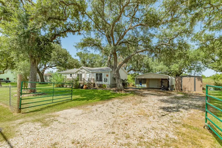 2910 Shady Creek Lane, Oyster Creek, TX 77541 - #3