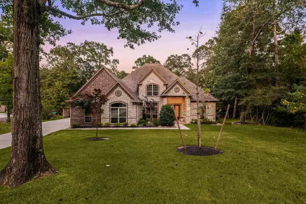 1904 Boulder Ridge Drive, Conroe, TX 77304