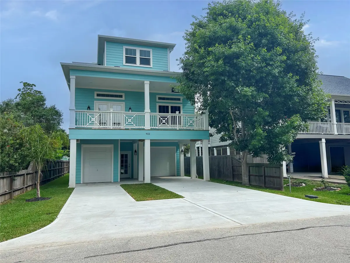 922 Elm Road, Clear Lake Shores, TX 77565 - #1