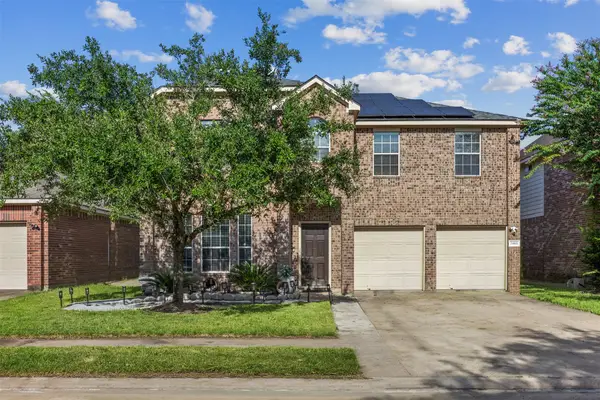 24415 Lakecrest Bend Drive, Katy, TX 77493