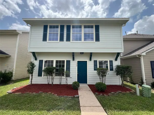 1669 Nichole Woods Drive, Houston, TX 77047