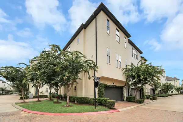10928 Wrenwood Park, Houston, TX 77043