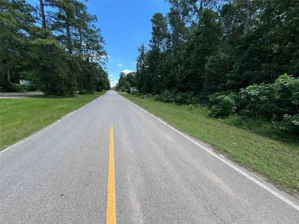 25420 Cambridge Blvd, New Caney, TX 77357