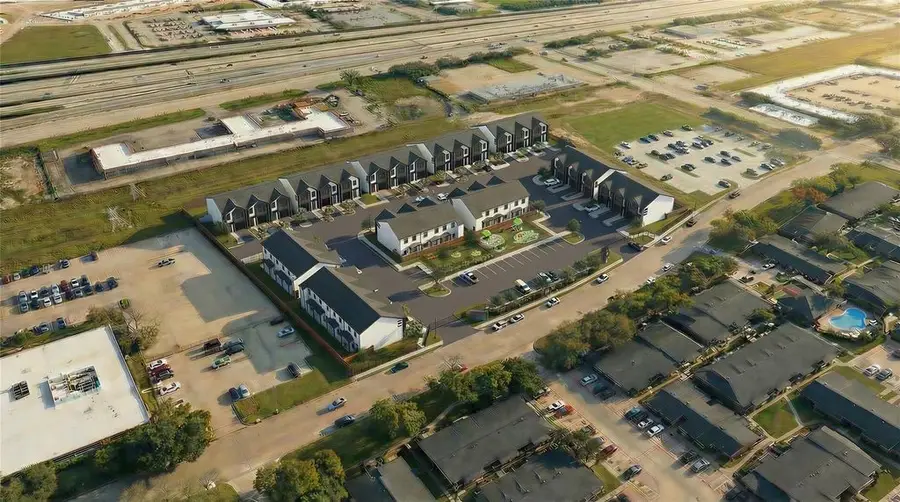 81 Northpoint Dr Building 5b, Houston, TX 77060 - Image #2