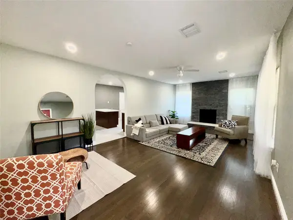 7135 Cayton Street, Houston, TX 77061