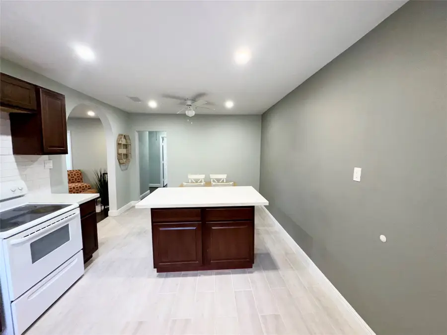 7135 Cayton Street, Houston, TX 77061 - Image #3