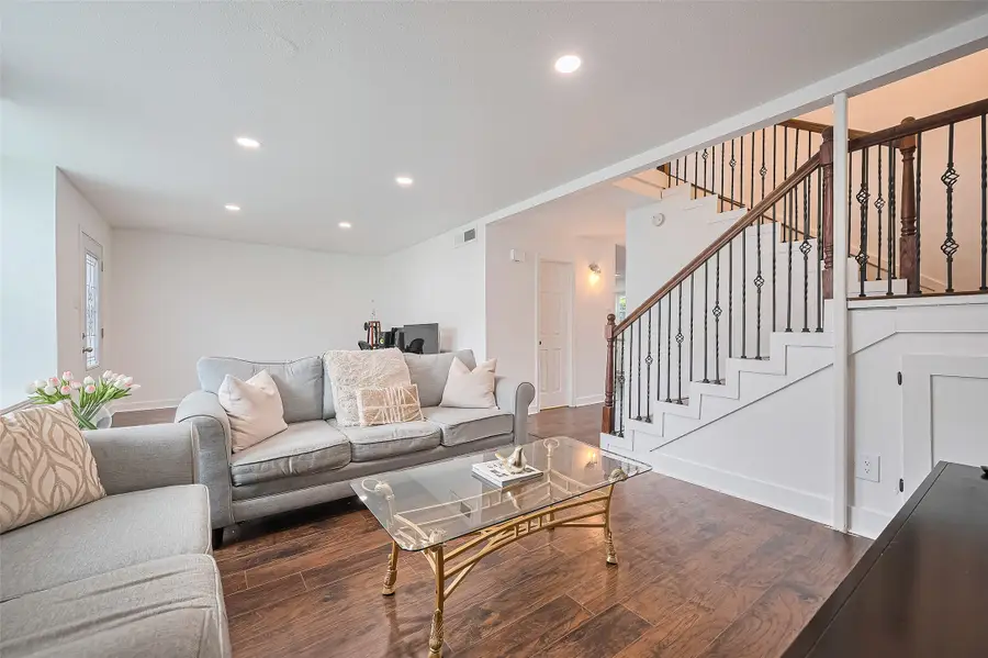 10174 Beekman Place Drive, Houston, TX 77043 - #3