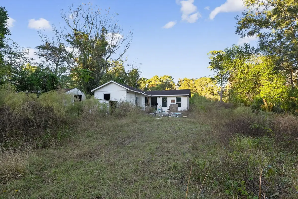 9621 Dogwood Lane, Kingwood, TX 77365 - Image #1