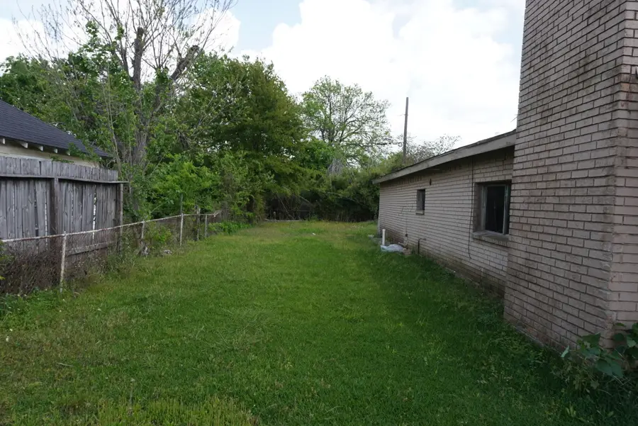 117 Light Company Road, Pasadena, TX 77506 - #3