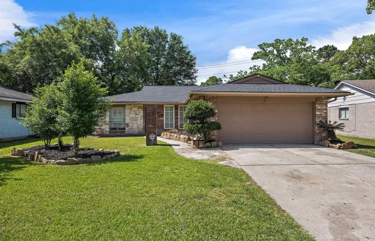 7519 Silent Wood Lane, Houston, TX 77086 - Image #1