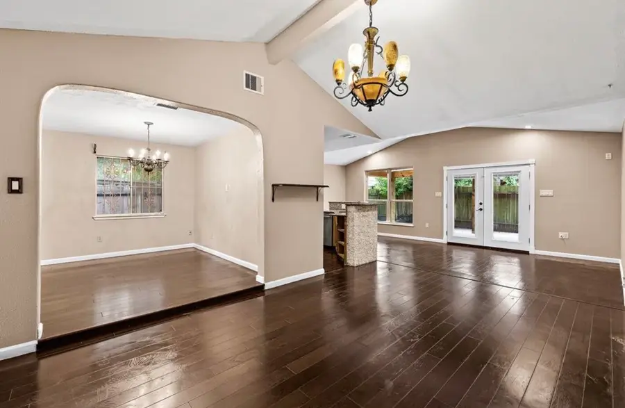7519 Silent Wood Lane, Houston, TX 77086 - Image #3