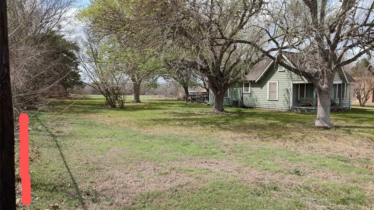 1703 N Park Street N, Brenham, TX 77833 - #1