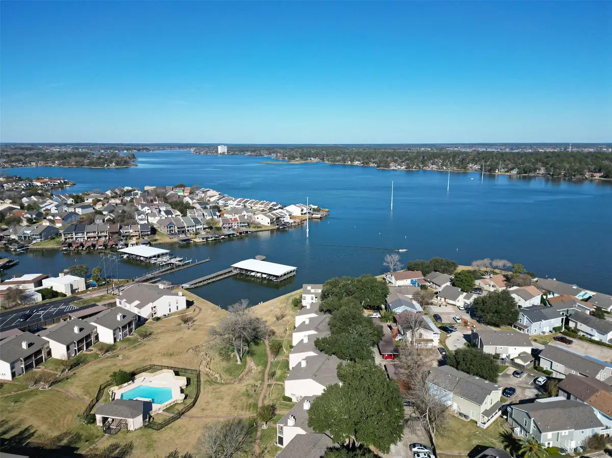 209 Lakeview Terrace #D, Conroe, TX 77356 - Image #1