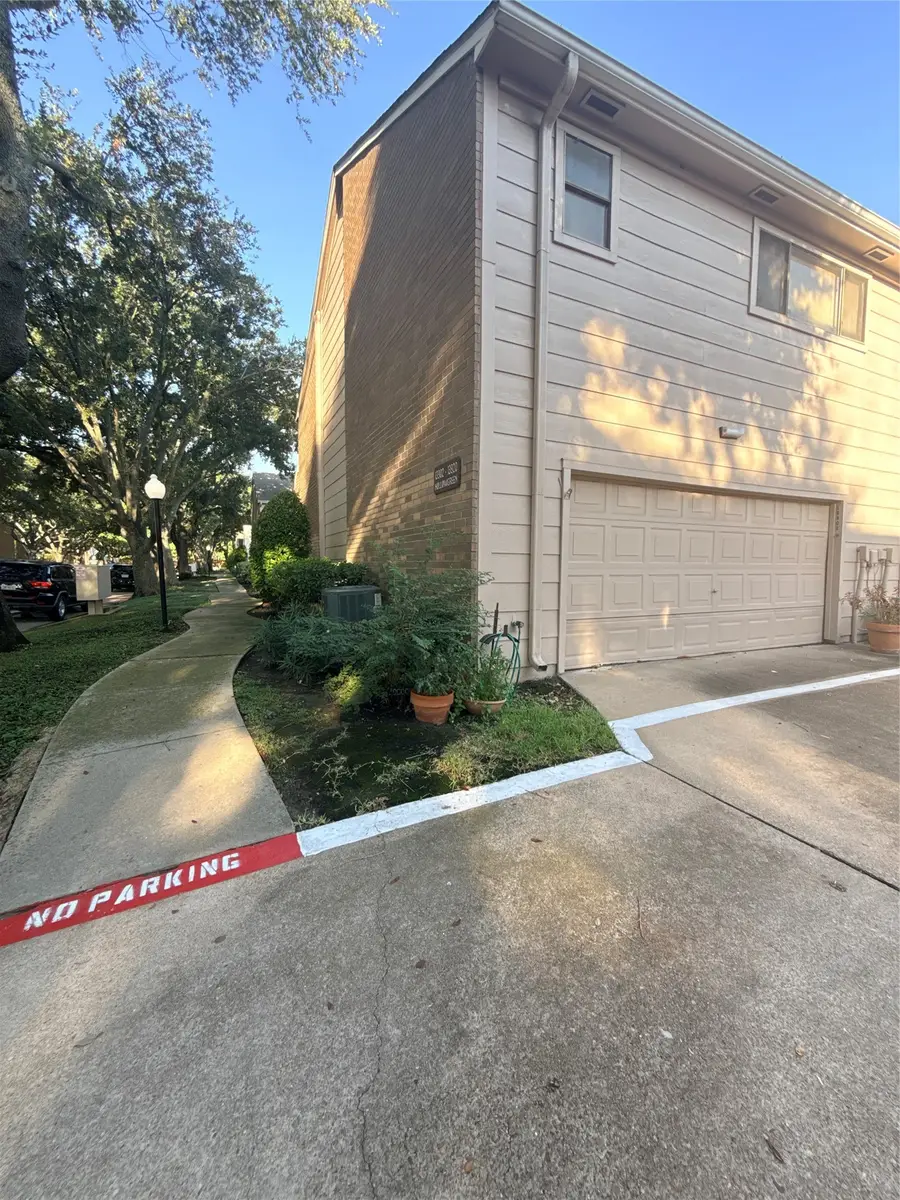 13902 Hollowgreen Drive #27, Houston, TX 77082 - #2