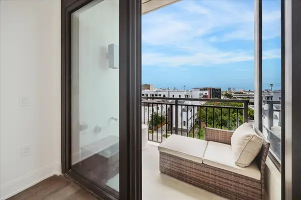 2323 W Main Street #603, Houston, TX 77098