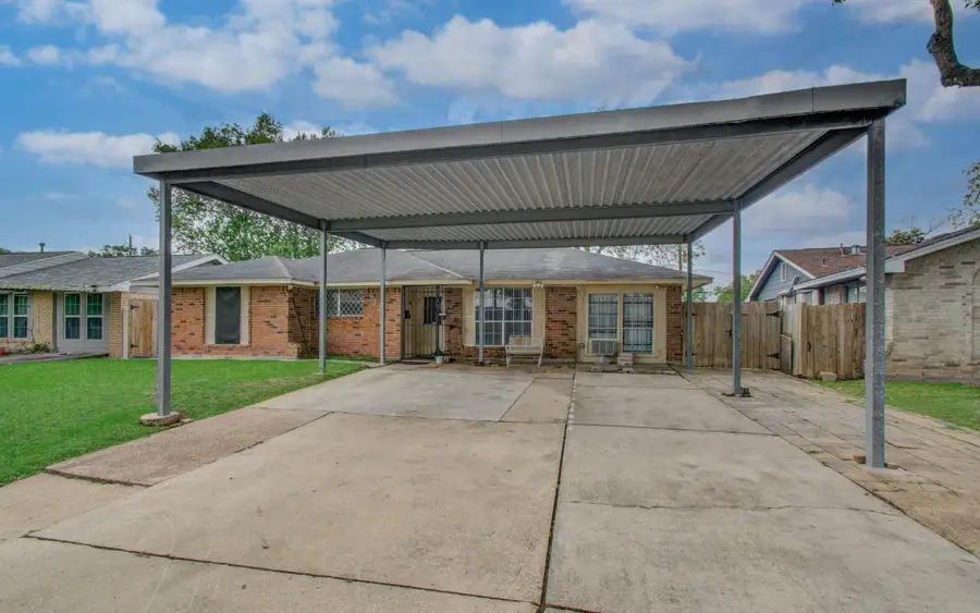 9223 Rockcliff Drive, Houston, TX 77037 - #3