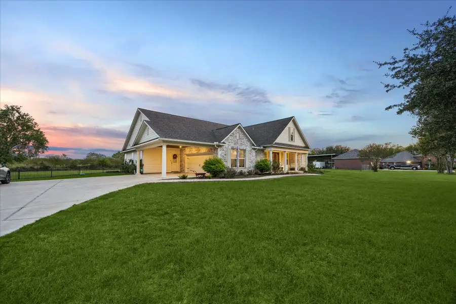 3712 Quail Circle, Sealy, TX 77474 - #2