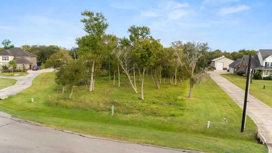 31919 Redfish Trail, Richwood, TX 77515 - Image #3