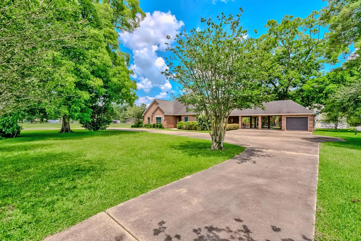 5200 N Main Street, Vidor, TX 77662 - #1