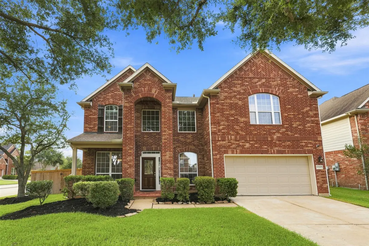 13107 Silhouette Bay Court, Pearland, TX 77584 - #1
