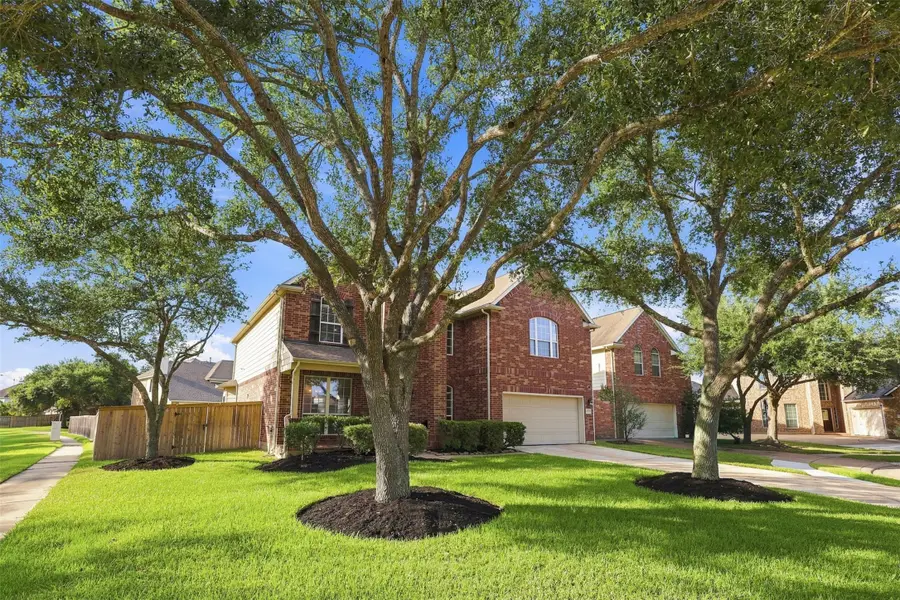 13107 Silhouette Bay Court, Pearland, TX 77584 - #2