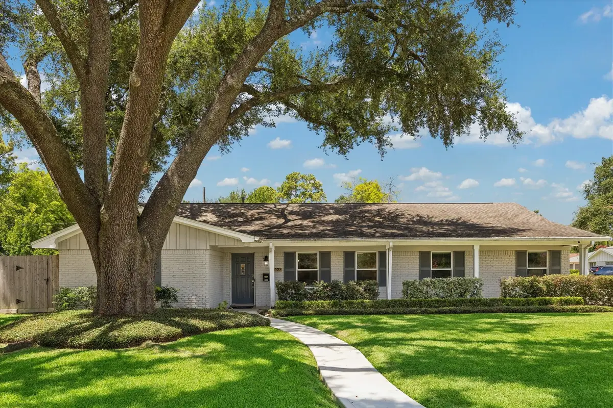 10423 Barwood Drive, Houston, TX 77043 - #1