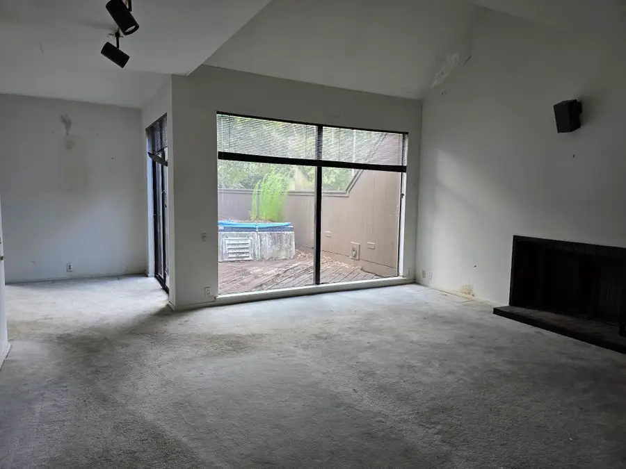 31 Litchfield Lane, Houston, TX 77024 - #3