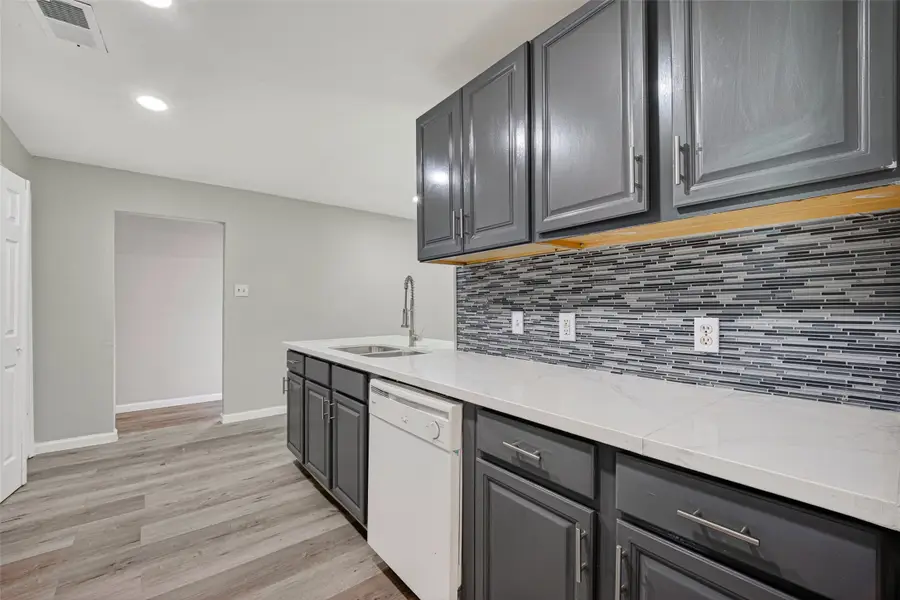 701 Oriole Lane, Pasadena, TX 77502 - #2