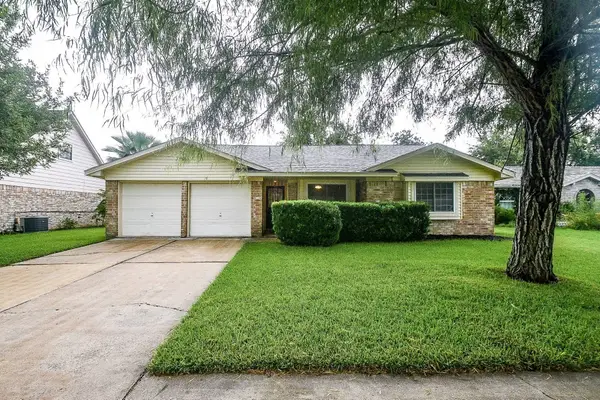 11839 Blair Meadow Drive, Meadows Place, TX 77477