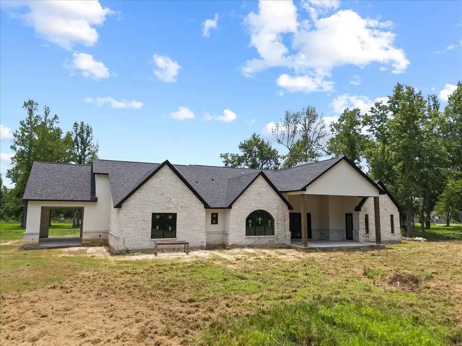117 Daisy Ln, Baytown, TX 77523 - #2