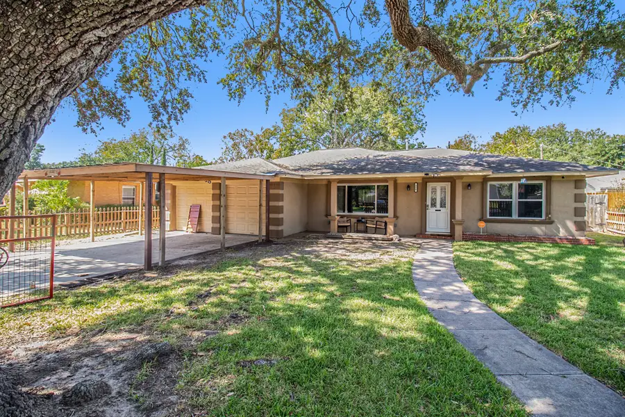 110 William Avenue, Baytown, TX 77520 - #3