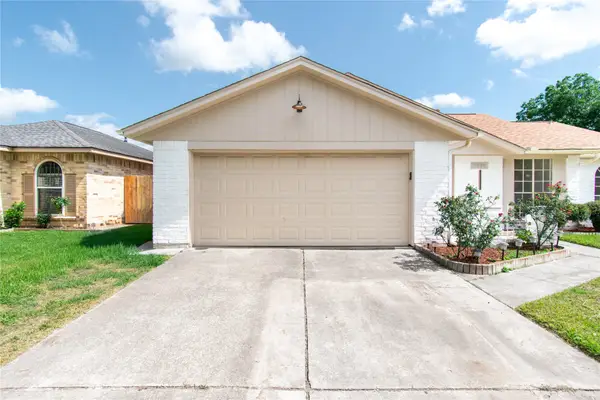 7926 Salge Drive, Houston, TX 77040