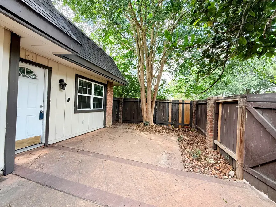 12027 Greenwood Forest Drive #29D, Houston, TX 77066 - #2