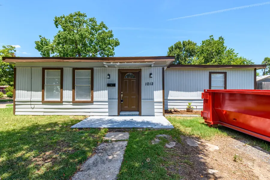 1012 W Hart Avenue, Pasadena, TX 77506 - #2