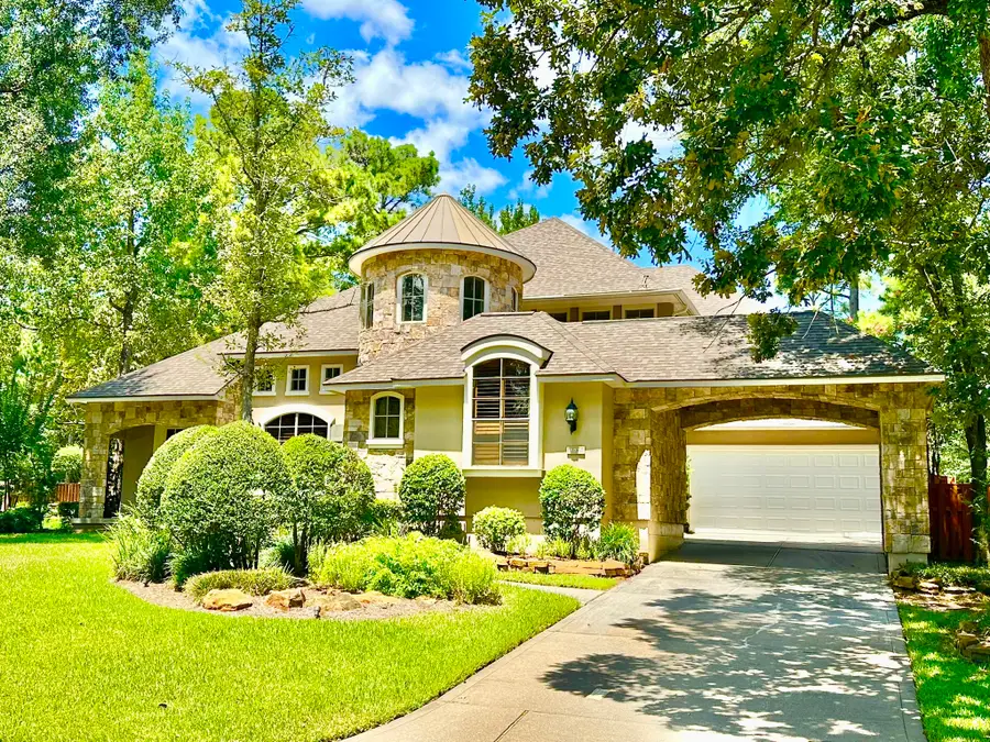 107 E Mirror Ridge Circle, The Woodlands, TX 77382 - #2