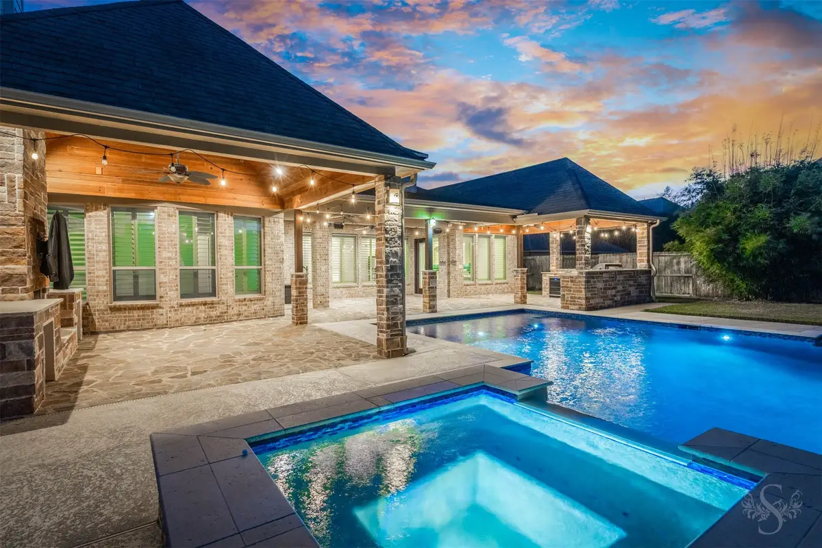 27714 Wimberly Falls Lane, Fulshear, TX 77441 - Image #1