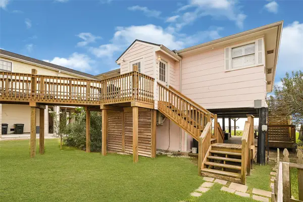 1521 John Street, Dickinson, TX 77539