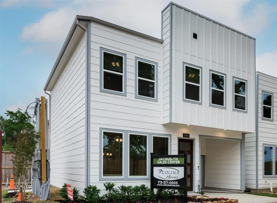 7713 Rainbow Close Lane, Houston, TX 77055 - Image #2