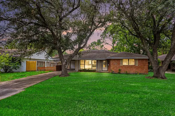 4114 Lemac Drive, Houston, TX 77025
