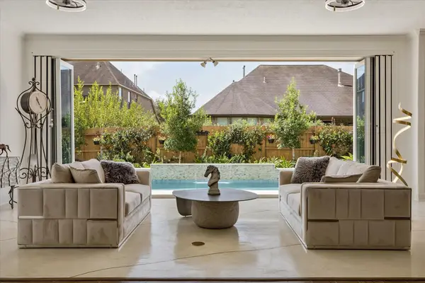 3002 Joshua Tree Lane, Manvel, TX 77578