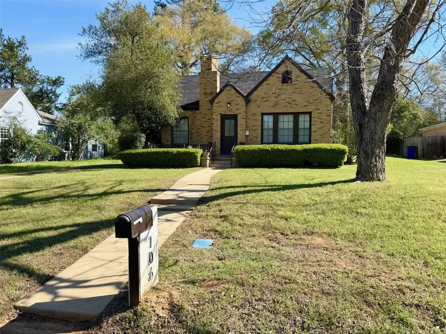 106 S Grace Street, Crockett, TX 75835 - #2