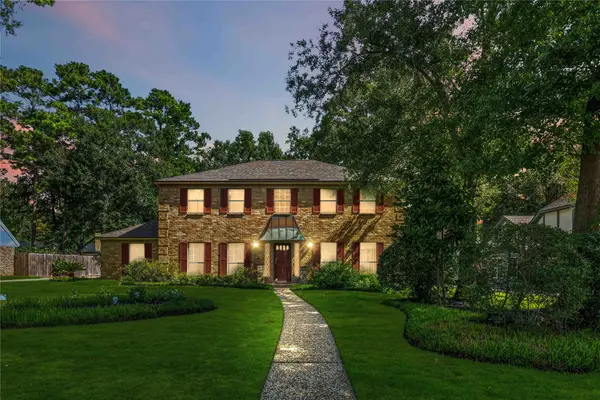 6302 Meadowtrace Drive, Spring, TX 77389