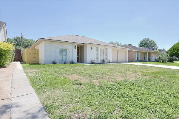 11219 Newbrook Drive, Houston, TX 77072