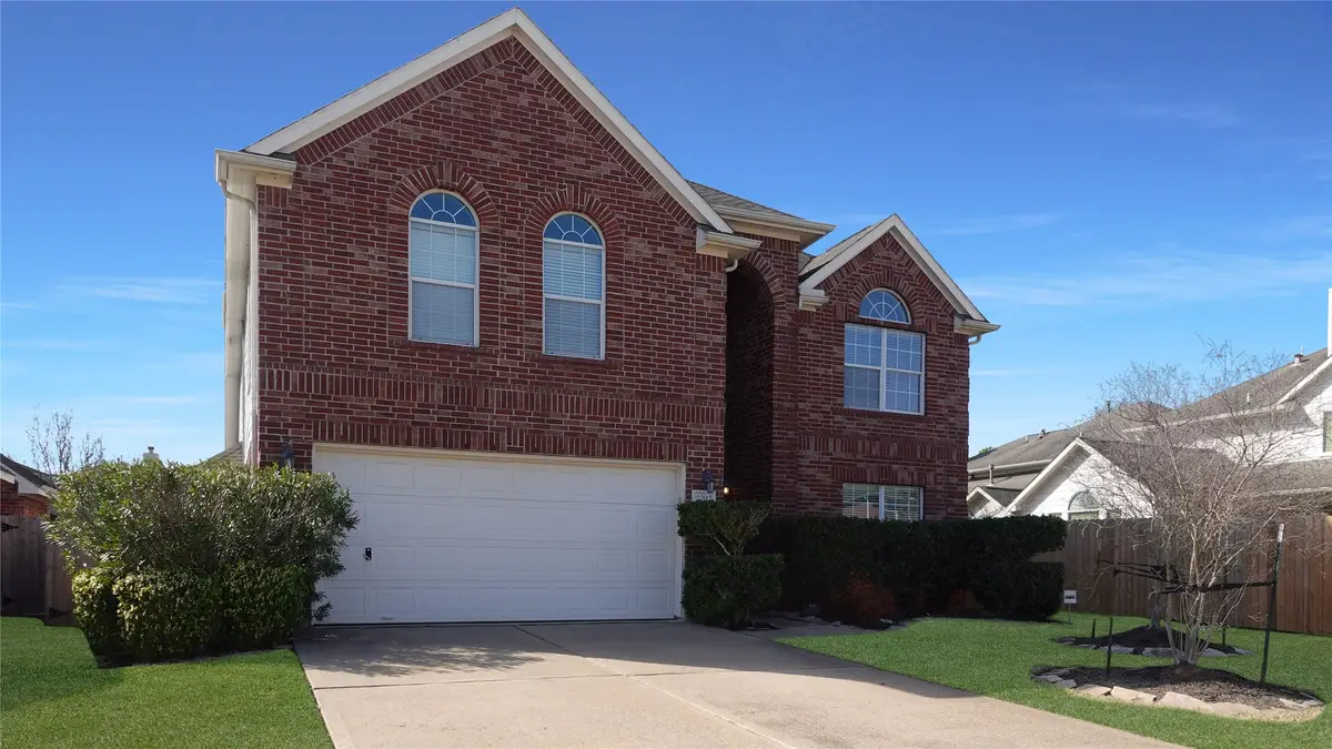 2202 Drake Falls Drive, Pearland, TX 77584 - #1