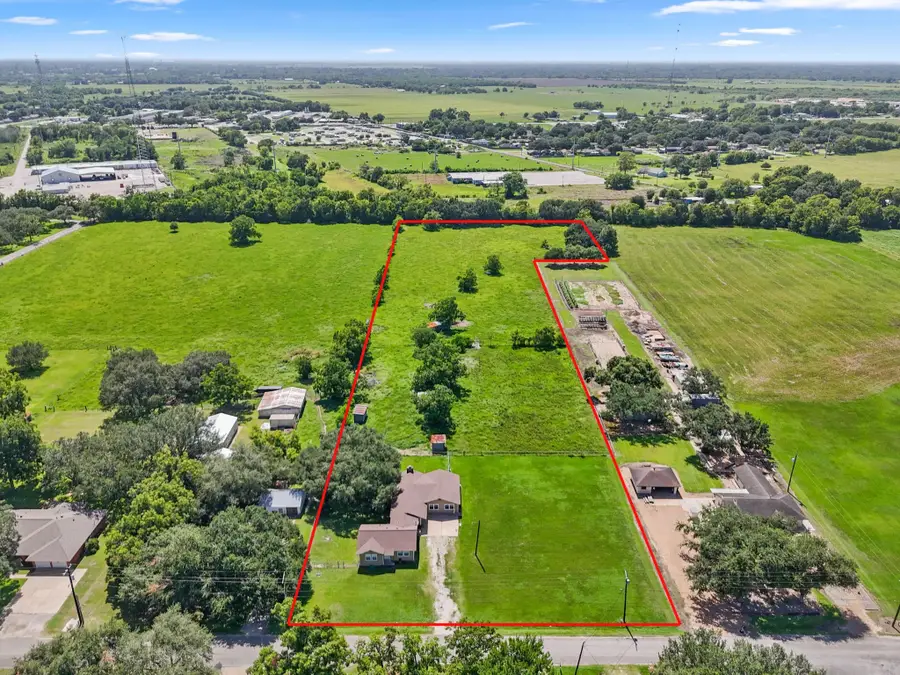 118 Cedar Vale Road, Bay City, TX 77414 - Image #3