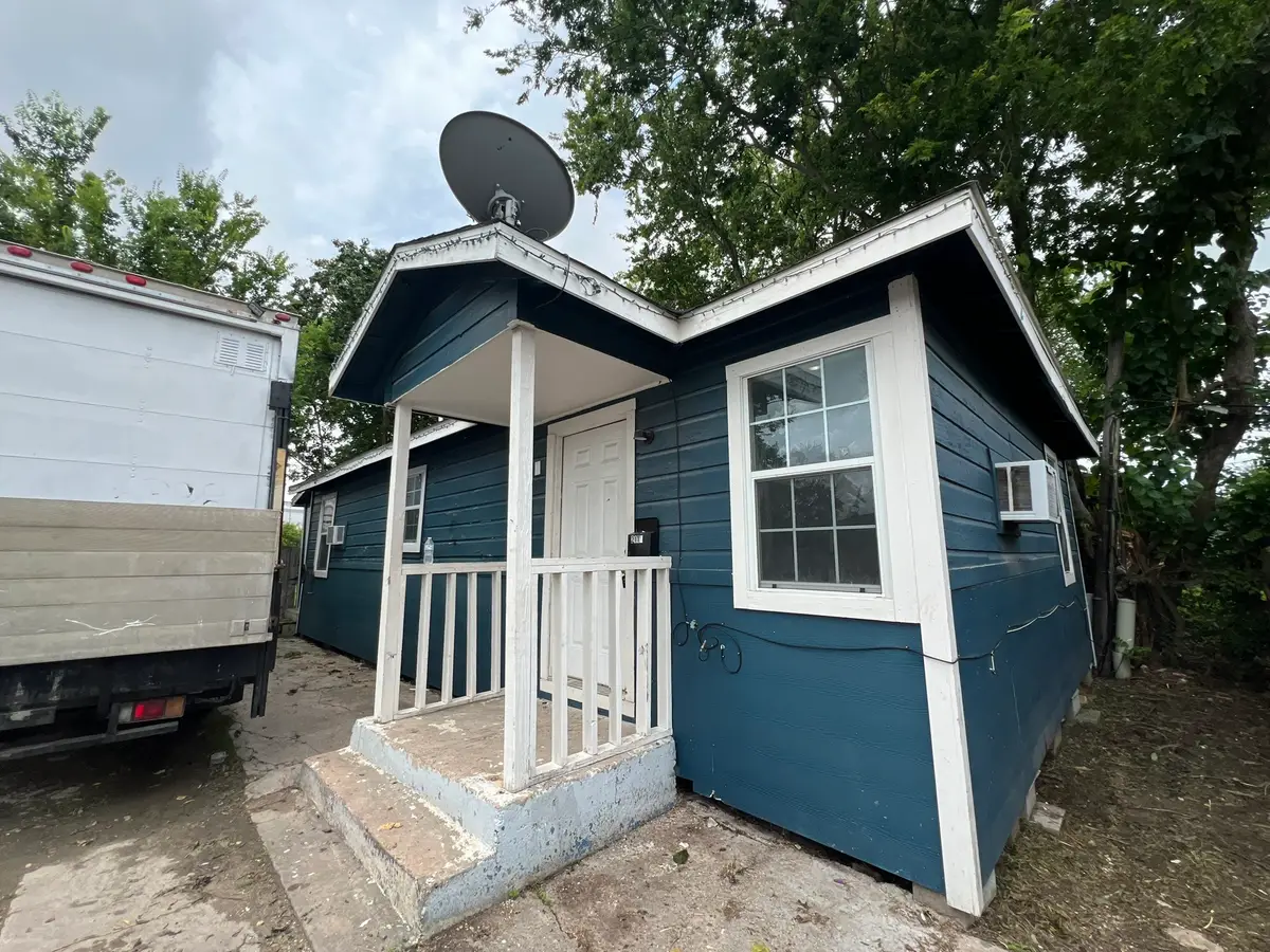 2117 Russell Street, Houston, TX 77026 - #1
